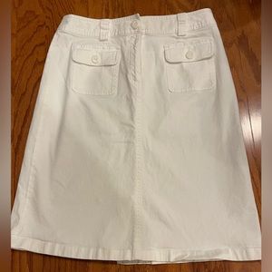 Classic Talbots white denim miniskirt with front pockets